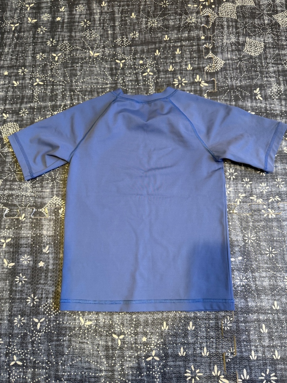 Hanna 6-7 Rash Guard - Picture 4 of 4